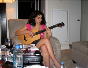 Amy resize