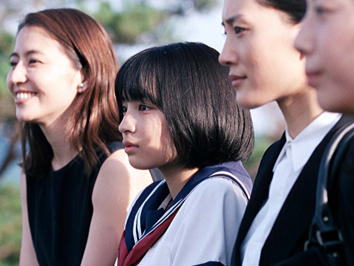 our-little-sister-02