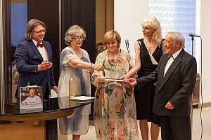 prezentacia knihy Jan Mikulcik