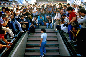 Maradona resize