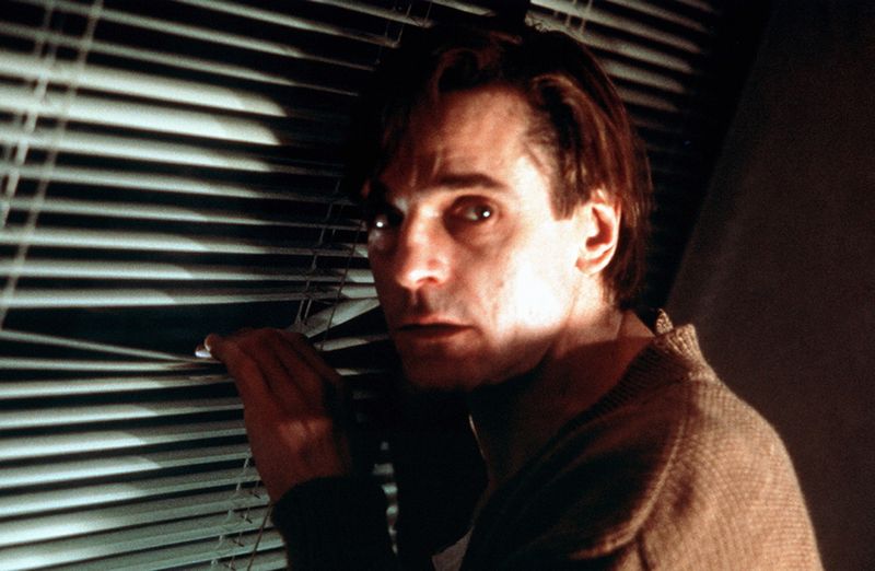 jeremy_irons_dead_ringers_irons