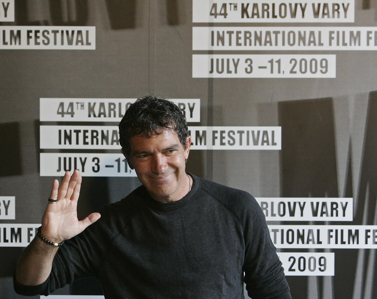 antonio-banderas_resize